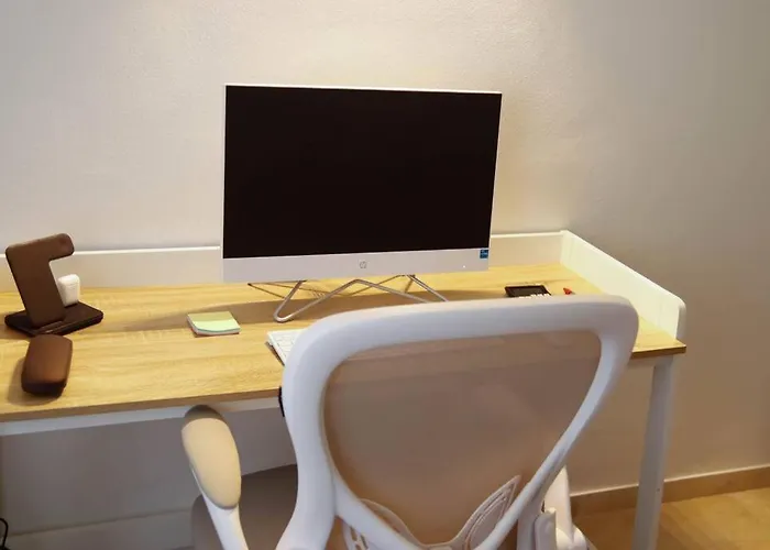 Increible Bajo Con Jardin Primera Linea Playa Apartment