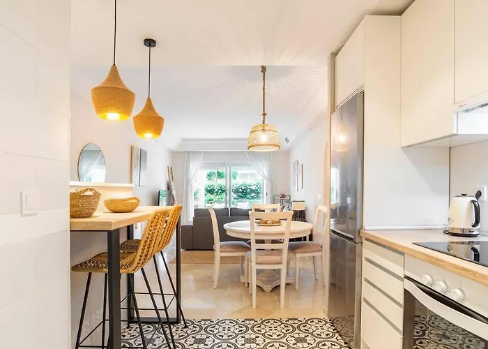 Increible Bajo Con Jardin Primera Linea Playa *