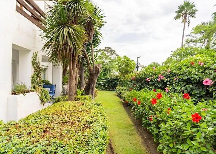 Increible Bajo Con Jardin Primera Linea Playa Apartment Estepona