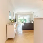 Increible Bajo Con Jardin Primera Linea Playa Apartament Estepona
