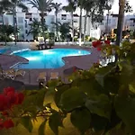 Apartament Increible Bajo Con Jardin Primera Linea Playa Estepona