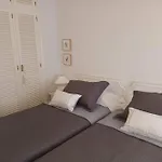 Increible Bajo Con Jardin Primera Linea Playa Apartament Estepona