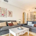 Increible Bajo Con Jardin Primera Linea Playa Apartament