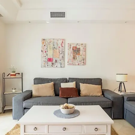 Precioso Bajo Recien Reformado Primera Linea Playa * Estepona