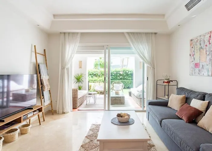 公寓 Increible Bajo Con Jardin Primera Linea Playa *