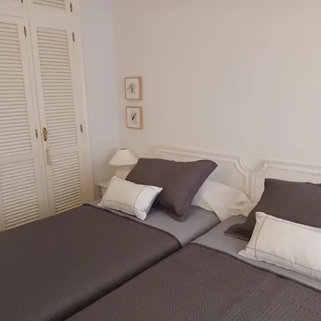 Increible Bajo Con Jardin Primera Linea Playa Appartement Estepona