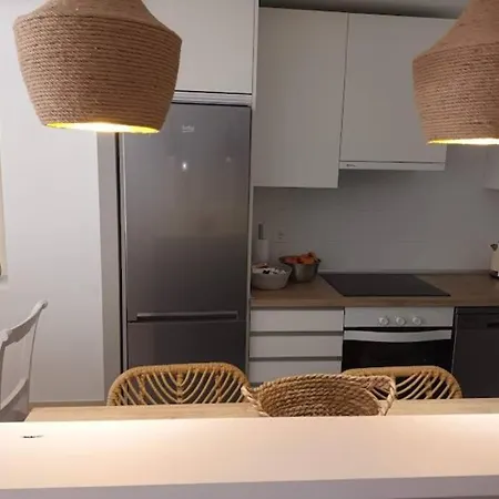 Increible Bajo Con Jardin Primera Linea Playa Appartement