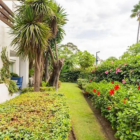 Increible Bajo Con Jardin Primera Linea Playa Appartement Estepona
