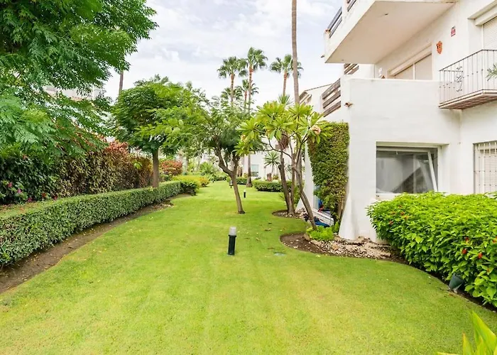 アパート Increible Bajo Con Jardin Primera Linea Playa *