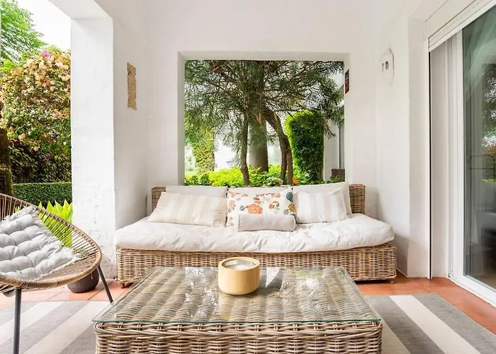 Increible Bajo Con Jardin Primera Linea Playa